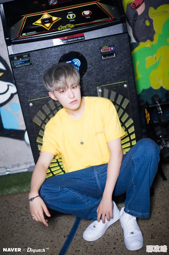 swag弯弯原名swag霖霖爱吃鱼