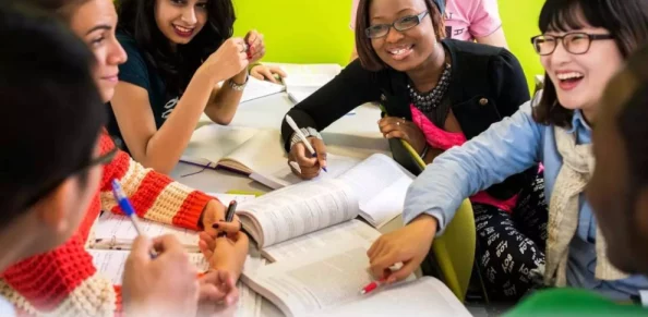 网友热评：三生三世十里桃花之驭风系统，风速比拼——风岂有我快哉！