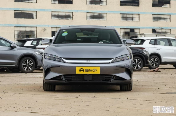 2025年游戏圈热点:第五人格氛围测试激活码炒至三百元,公测成玩家新期待 2025年游戏圈热点:第五人格氛围测试激活码炒至三百元,公测成玩家新期待